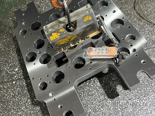Basis Cetakan Injeksi Mesin CNC Dengan 1.2738/ 1.2083/ P80/ D2/ H13